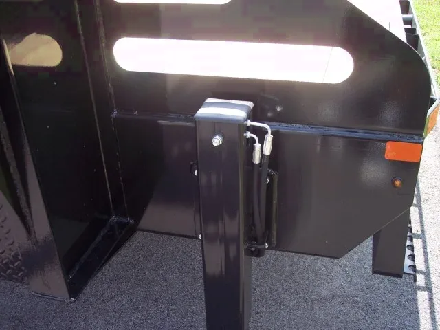 40ft Gooseneck w/Hydraulic Dovetail