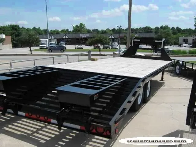 Gooseneck  Equipment/Flatbed Trailer 25ft (20+5)