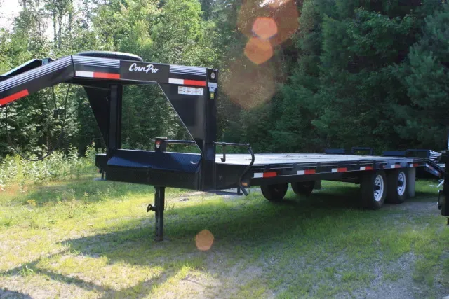 20+5FT FLATBED TRAILER W/SPARE TIRE