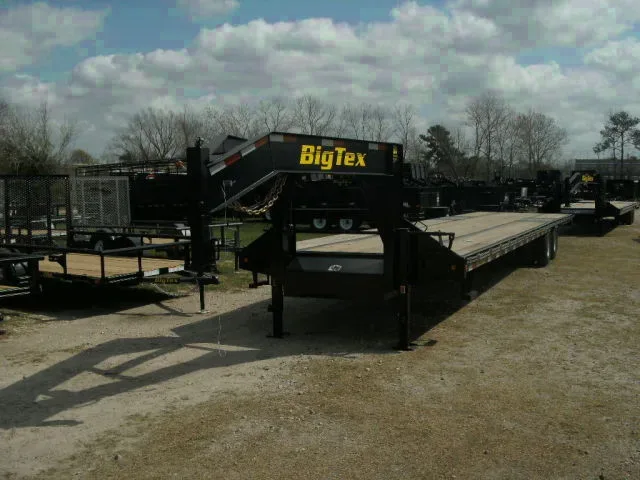 40 ft Straight Deck Flatbed Trailer w/Wench