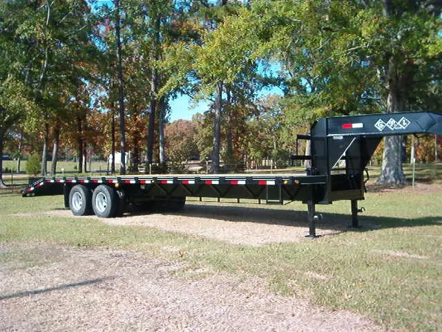 GPI Deluxe Dual Tandem Flatbed 28'+5' Dovetail