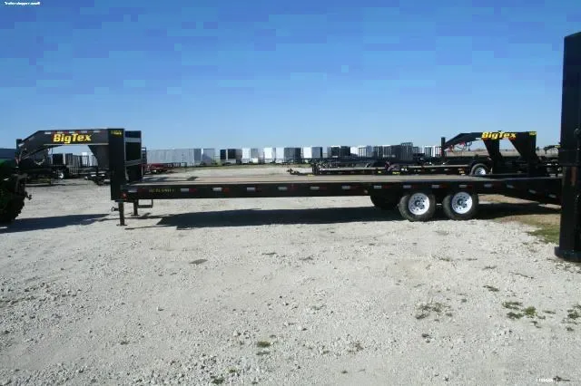 25+5ft TA Black Flatbed Trailer