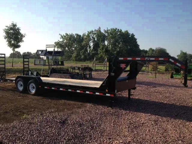 24FT TA GOOSENECK FLATBED TRAILER