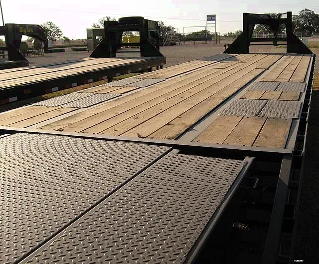 25+5ft  Tandem Axle Gooseneck Flatbed Trailer