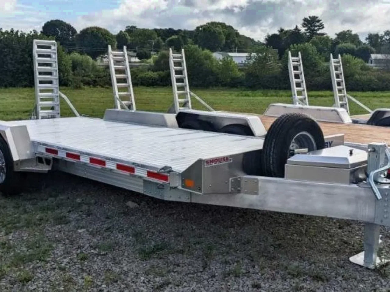 2026 EBY 18' TRADESMAN ALL ALUMINUM Lo Pro Equipment Hauler w/ 6' Standup Ramps