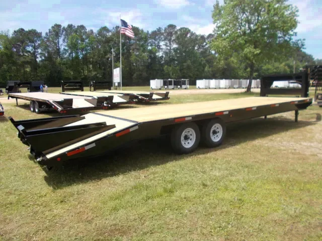 30ft Gooseneck Flatbed Trailer w/Wood Deck