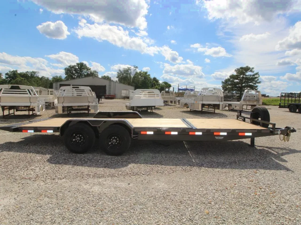 2026 Diamond T 8322SKP1406TD Equipment Trailer