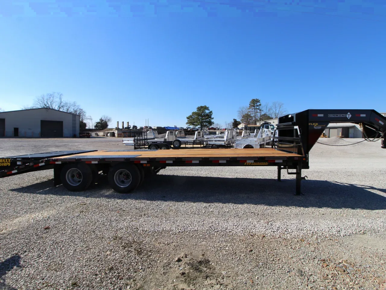 2026 Diamond T 10225DTF240 Flatbed Trailer