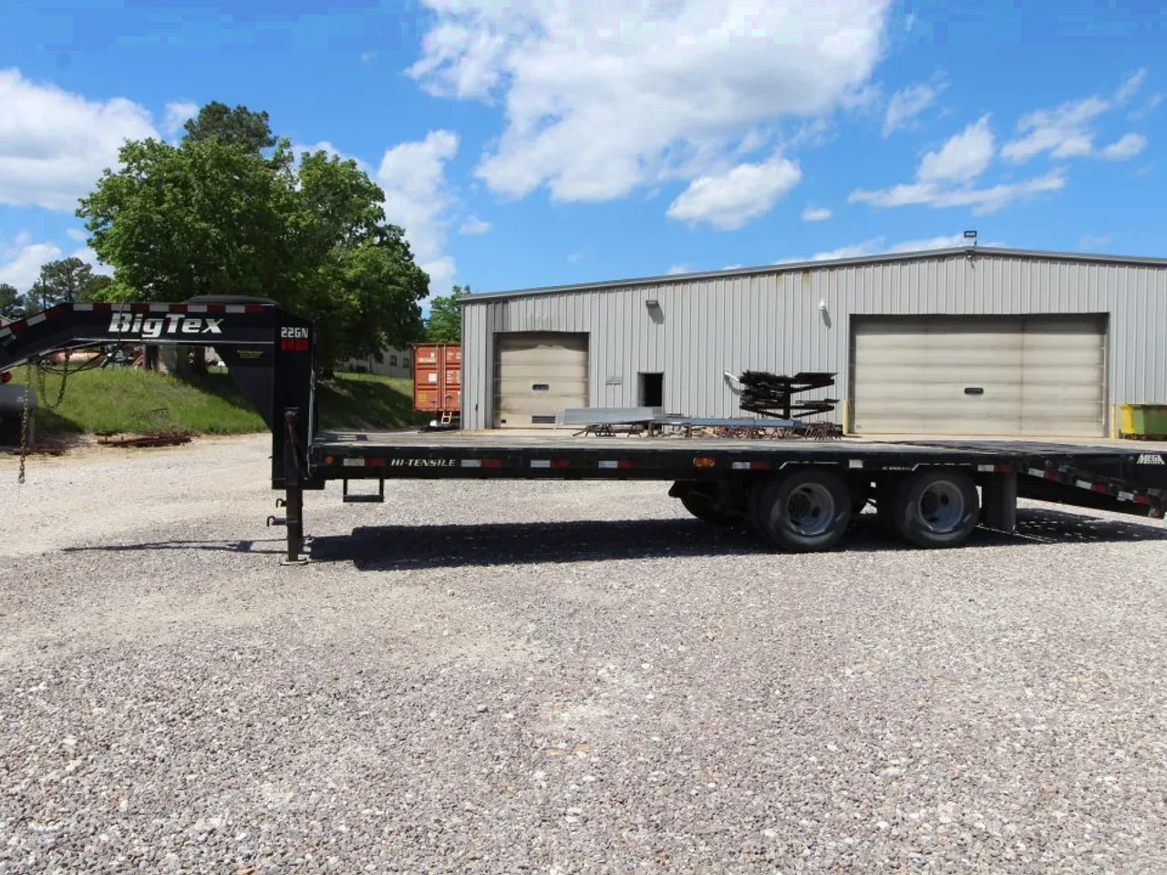 2017 Big Tex Trailers 22GN-20BK+5MR Flatbed Trailer