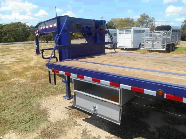BLUE 25FT FLATBED GOOSENECK EQUIPMENT TRAILER