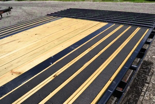 40ft Lo Profile Deckover Gooseneck Hydraulic Dovetail