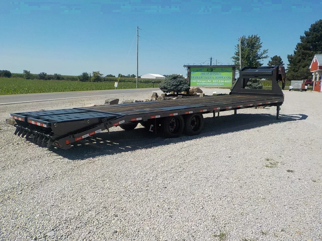 11834 - 2026 Liberty LF16K102X25+5B12GNPF SINGLE WHEEL FLATBED Deckover/Flat Deck Trailer