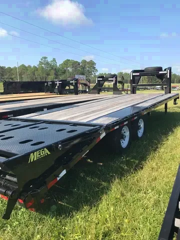25FT FLATBED BLACK GOOSENECK TRAILER