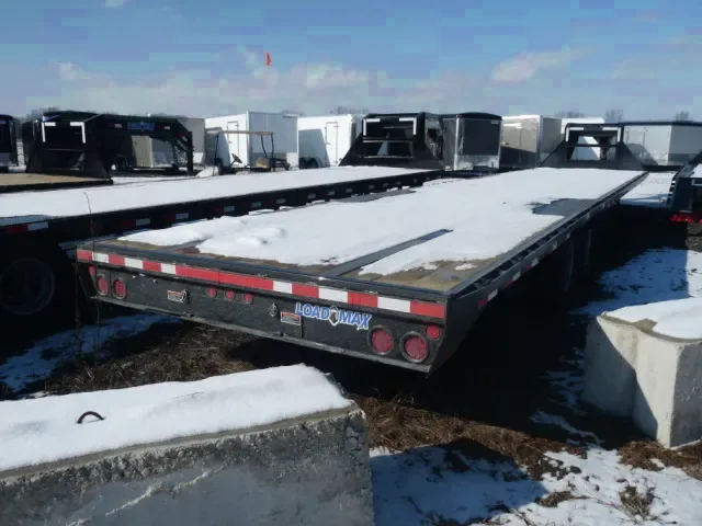 Black 40ft Straight Deck Heavy Duty Flatbed Trailer