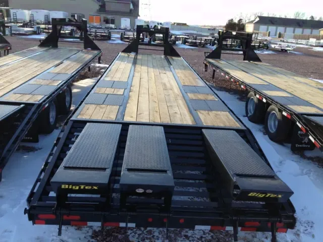 28+5ft  flatbed trailer w/2-10000lb axles