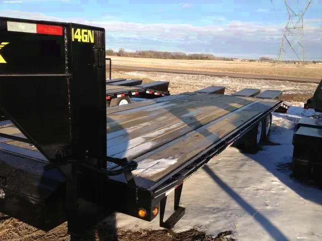 20 + 5ft gooseneck flatbed trailer