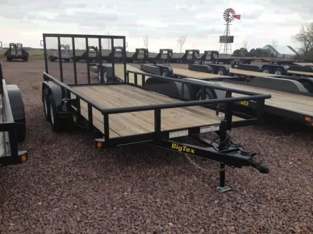 16ft flatbed with slide in ramps