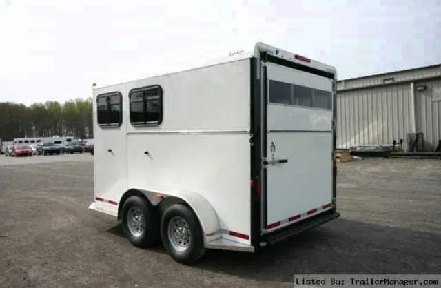 WHITE 2 - HORSE SLANT BUMPER PULL