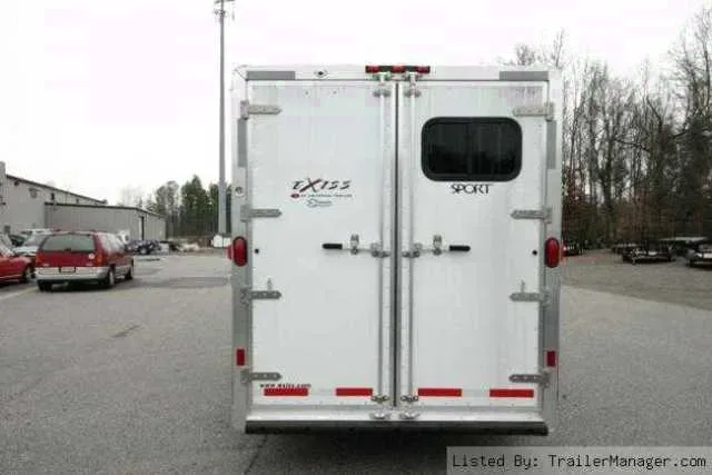 3 HORSE ALUMINUM TRAILER W/LIVING QUARTERS