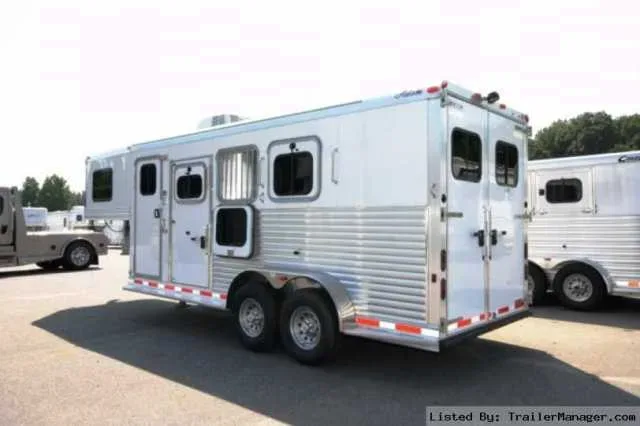 3 Horse Weekend Package Trailer w/Rear Tack