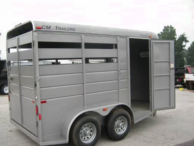 Grey 2 Horse Trailer w/Dressing Room and Saddle Rack