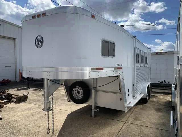 1999 Horse Trailer 7x17 - Bowling Green, KY