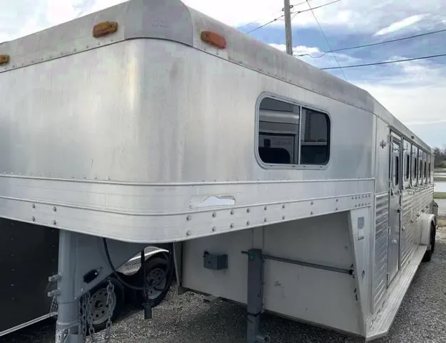 1997 4-Star Slant Load 7x27 6-Horse Trailer - Make an Offer