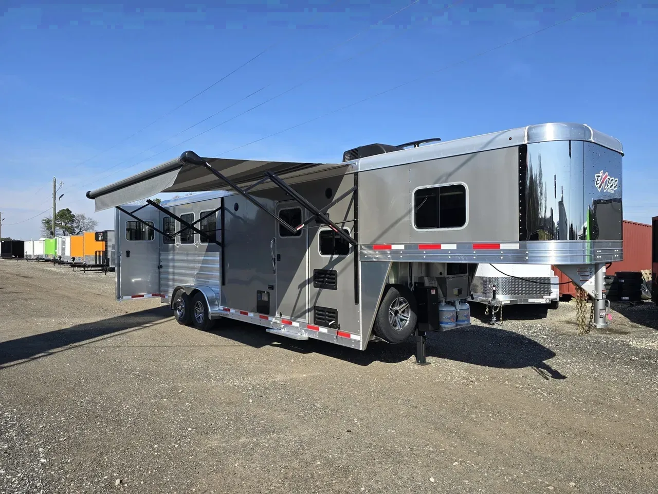 Gooseneck 2026 7.3X23 Exiss trailer 7’3″x23 7308 Aluminum Horse Trailer With Living Quarters -AGLSGN-escape7308LQ-082471 7.3 ft. x23 ft.