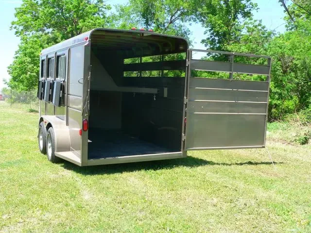 Bumper Pull Steel 3 H with Tack Room