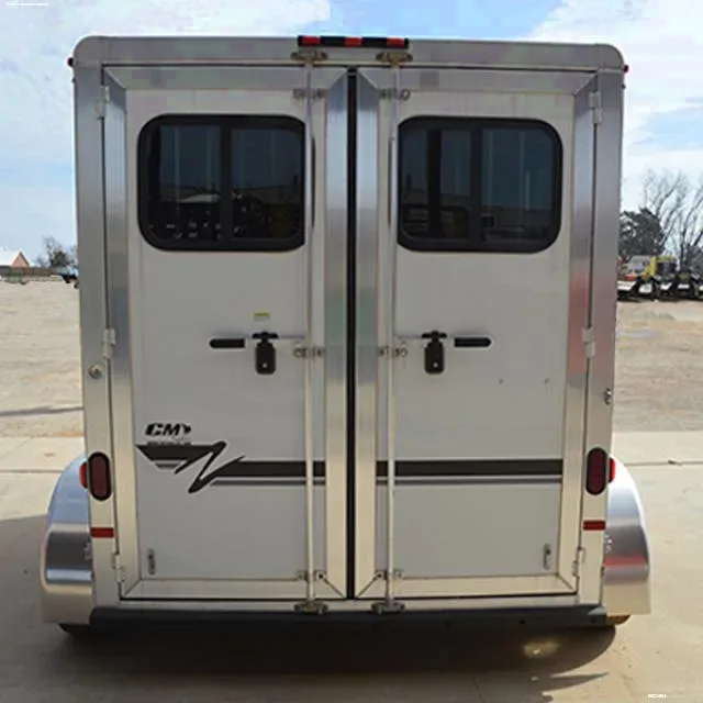 2 H White Aluminum BP w/ Rear Tack Room
