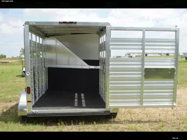2 Horse Aluminum BP-Single Rear Door