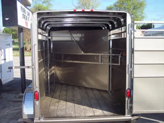 2-Horse Slant Load Bumper Pull Trailer