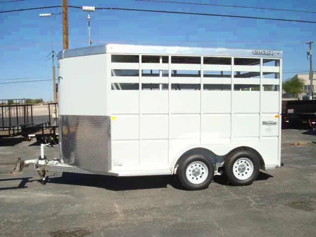 2 HORSE SLANT LOAD W/2-5200LB AXLES