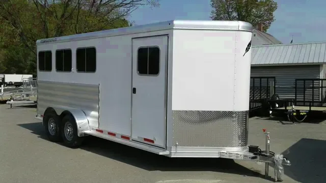 Slant Load Aluminum 3 Horse Bumper Pull Trailer