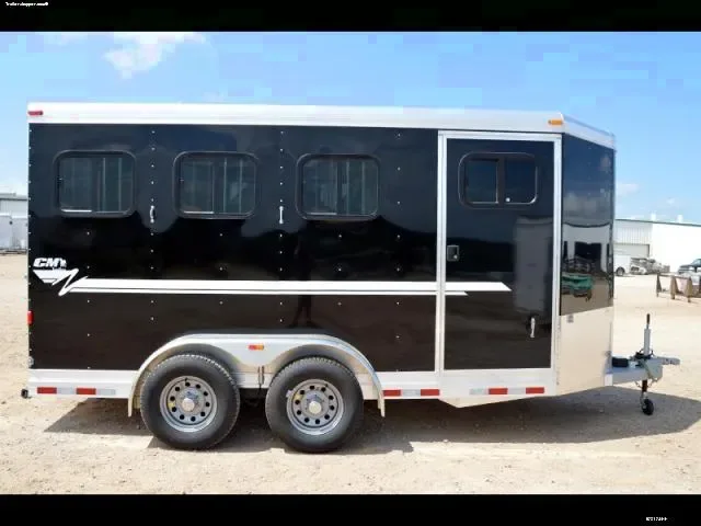 Aluminum 3 Horse Trailer w/Lockable Front Tack