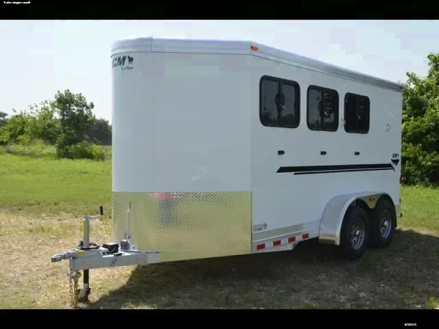 3 Horse White Bumper Pull w/Spare Mount