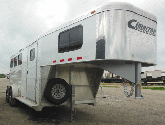 GOOSENECK ALUMINUM 3 HORSE TRAILER