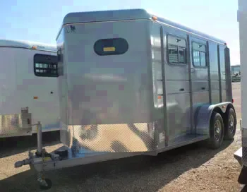 2 Horse Trailer with dressing room