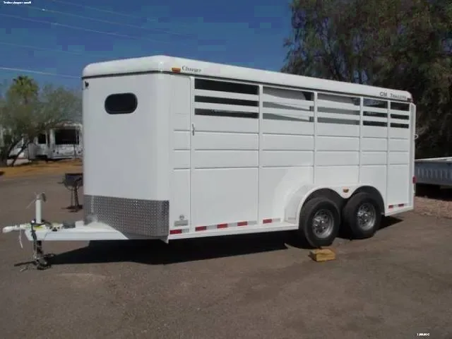3 Horse Trailer w/2-5200lb Axles