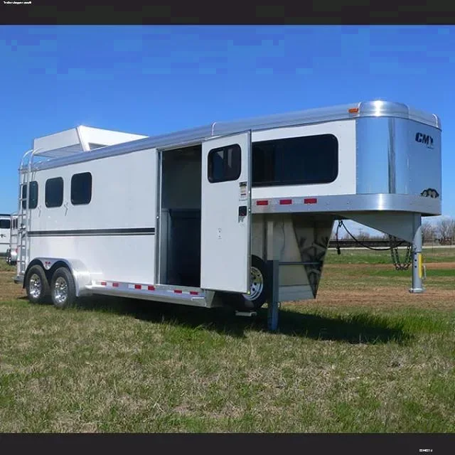 3 Horse Aluminum GN - Rear Tack & Hay Rack