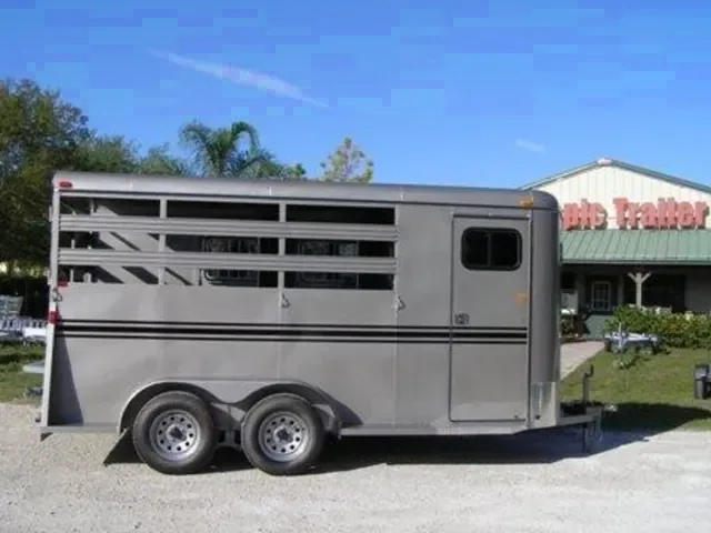 2026 Bee Trailers 3 Horse Durango
