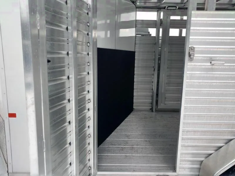 16.5FT  STOCK COMBO TRAILER W/SADDLE RACKS