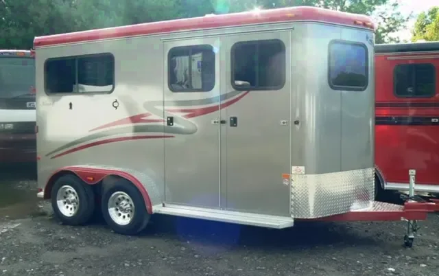 2 H Pewter Trailer w/Feed Door