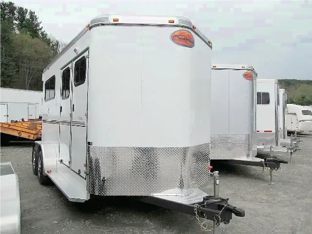 White Aluminum 2 H Bumper Pull