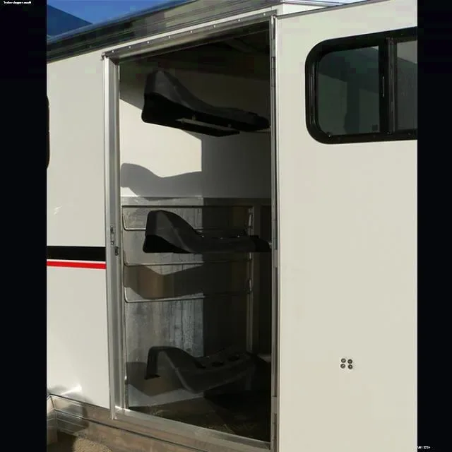 White 3 Horse Aluminum BP w/ Hay Rack