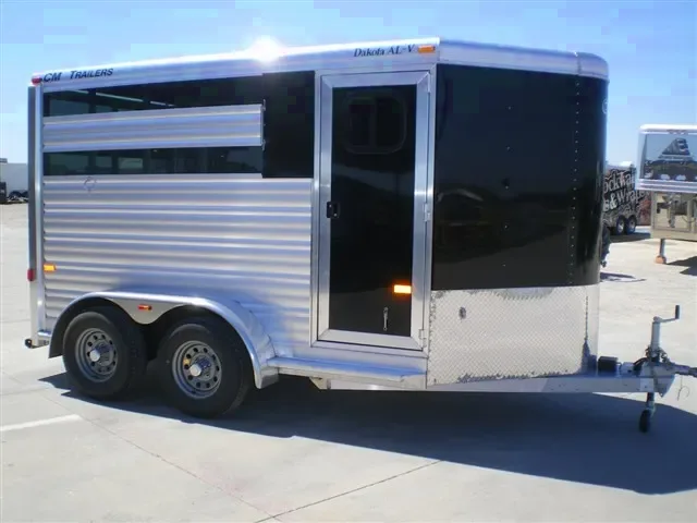 Bumper Pull Black 2H Trailer w/Rear Tack