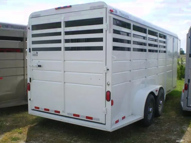 3 Horse Steel Bump Pull White Trailer