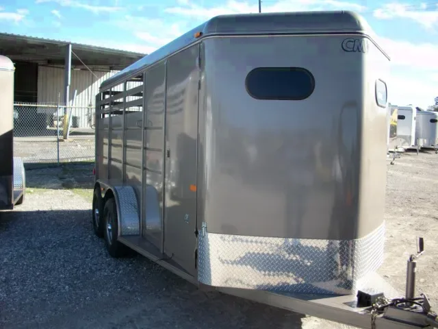 Gray Steel 3 H Bumper Pull with V-nose and Windows in V