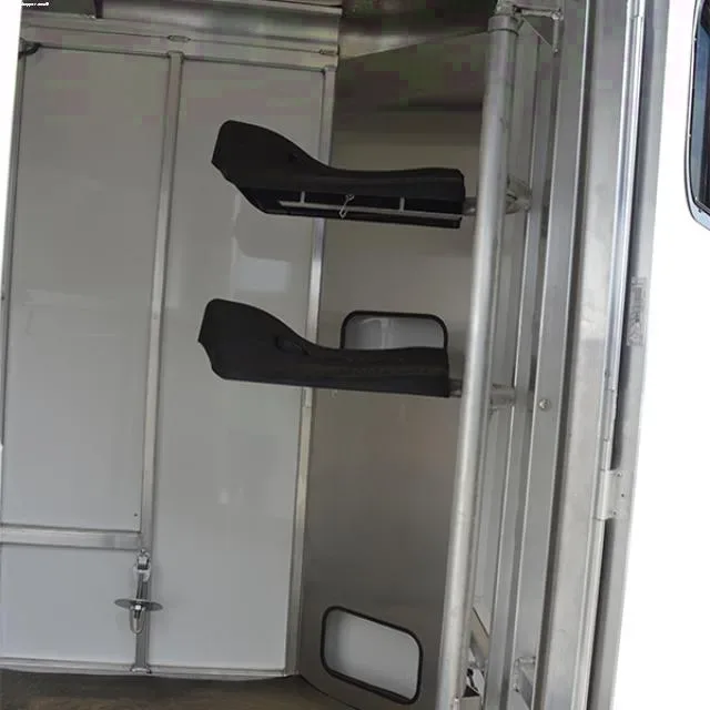 2 Horse Aluminum BP w/ Rear Tack Room