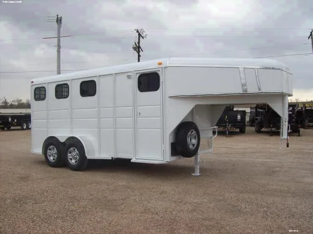 Gooseneck 3 Horse Slant Load